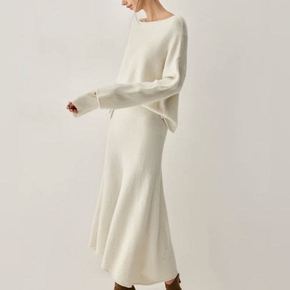 COMMENSE Oversized Sweater and Skirt SET - Picture 1 of 16